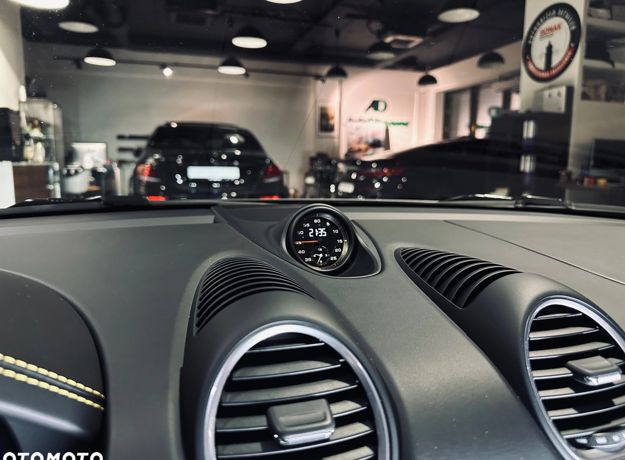 Porsche 718 Cayman cena 499999 przebieg: 20954, rok produkcji 2019 z Racibórz małe 466